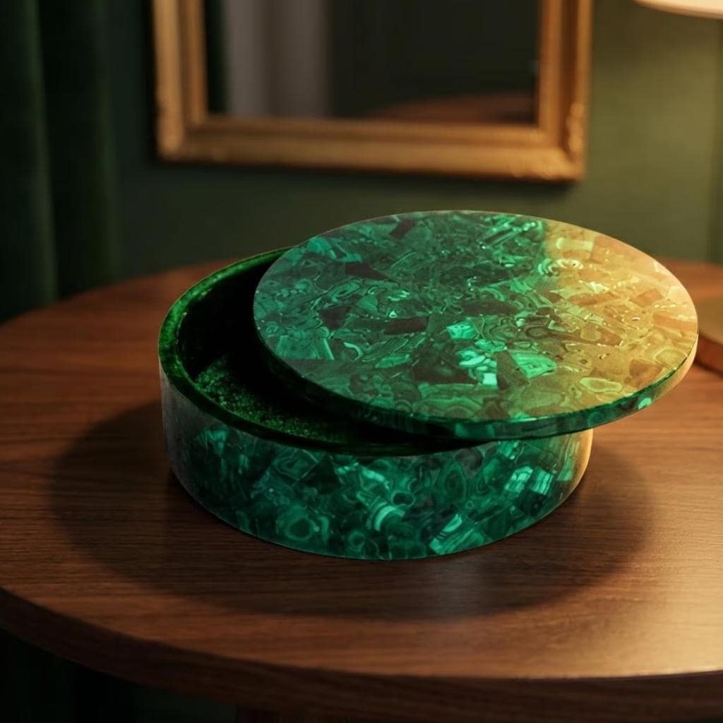 Translation missing: en.Handcrafted Round Malachite Jewellery Box: Luxury Gemstone Storage Accent: Handcrafted Round Malachite Jewellery Box: Luxury Gemstone Storage Accent