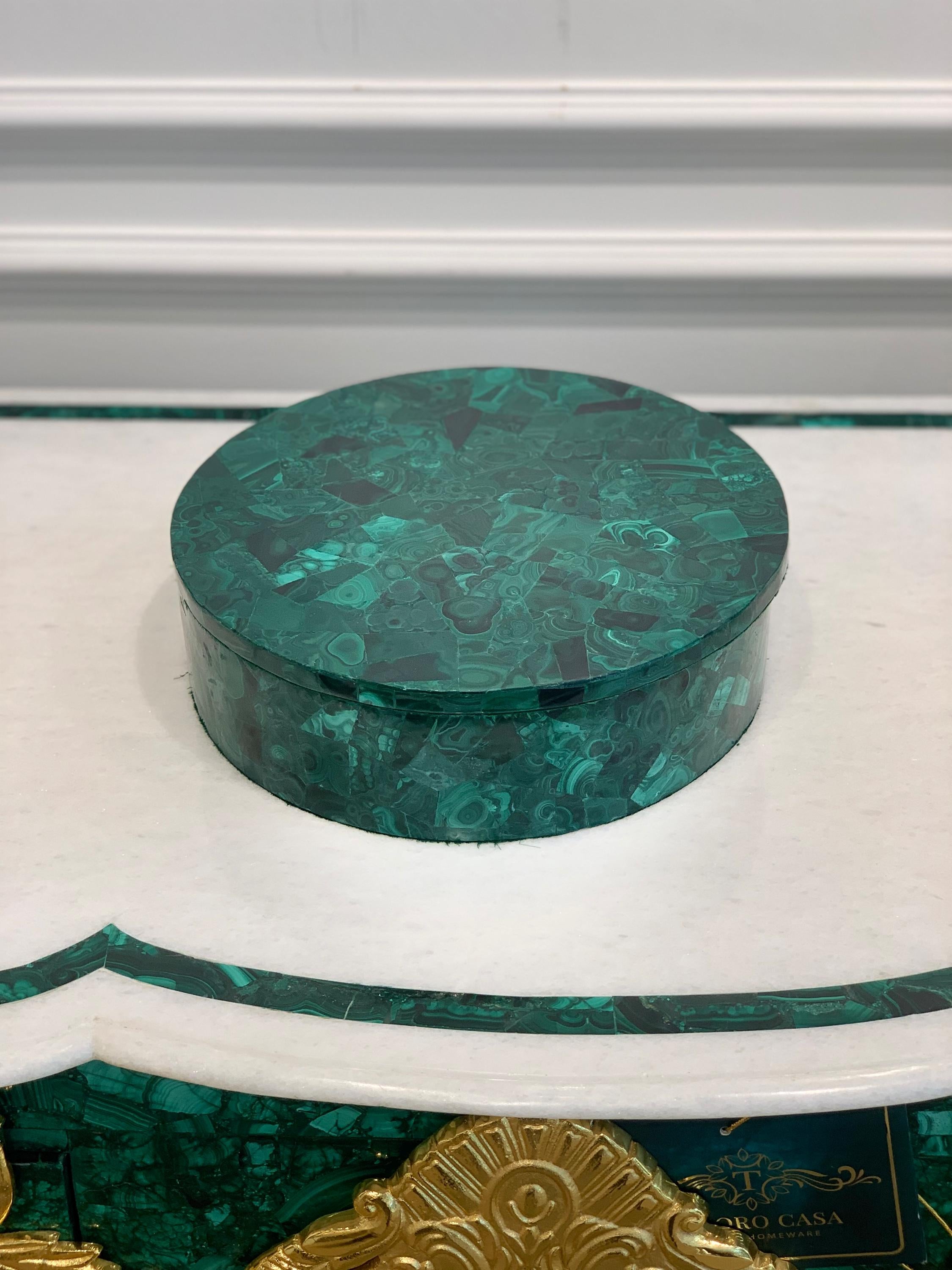 Handcrafted Round Malachite Jewellery Box: Luxury Gemstone Storage Accent